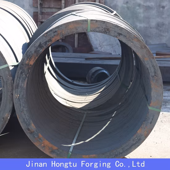 Anneaux roulants de forgeage à chaud sans soudure en acier allié